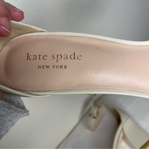 Kate Spade Sandals Susane Crinkle Patent Leather Strap Heels Cream Bone Size 8.5 - Picture 13 of 16